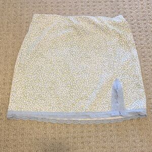 H&M Light Blue Floral Lace-Trim Mini Skirt